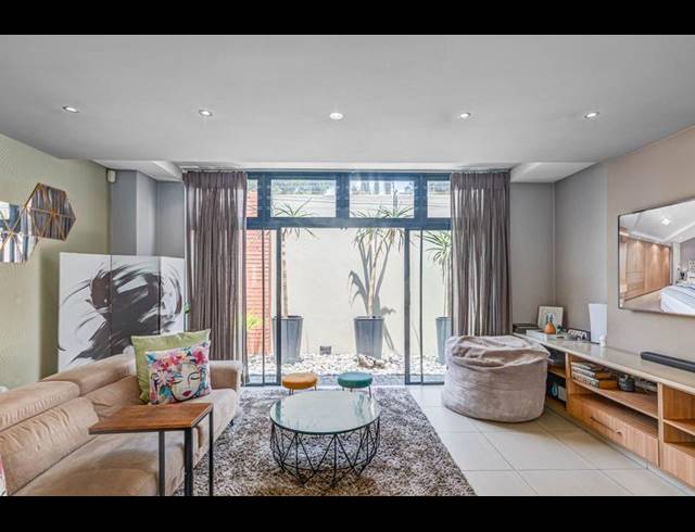 2 BEDROOM APARTMENT FOR SALE IN ABBOTSFORD